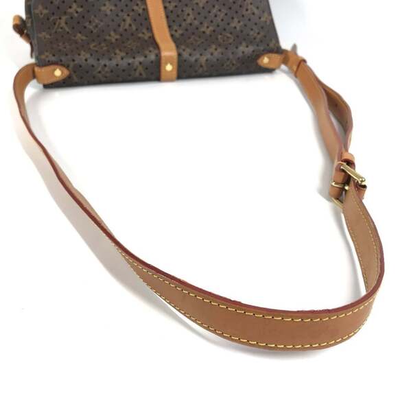 LOUIS VUITTON Brown Monogram Canvas Shoulder Bag - Picture 7 of 16